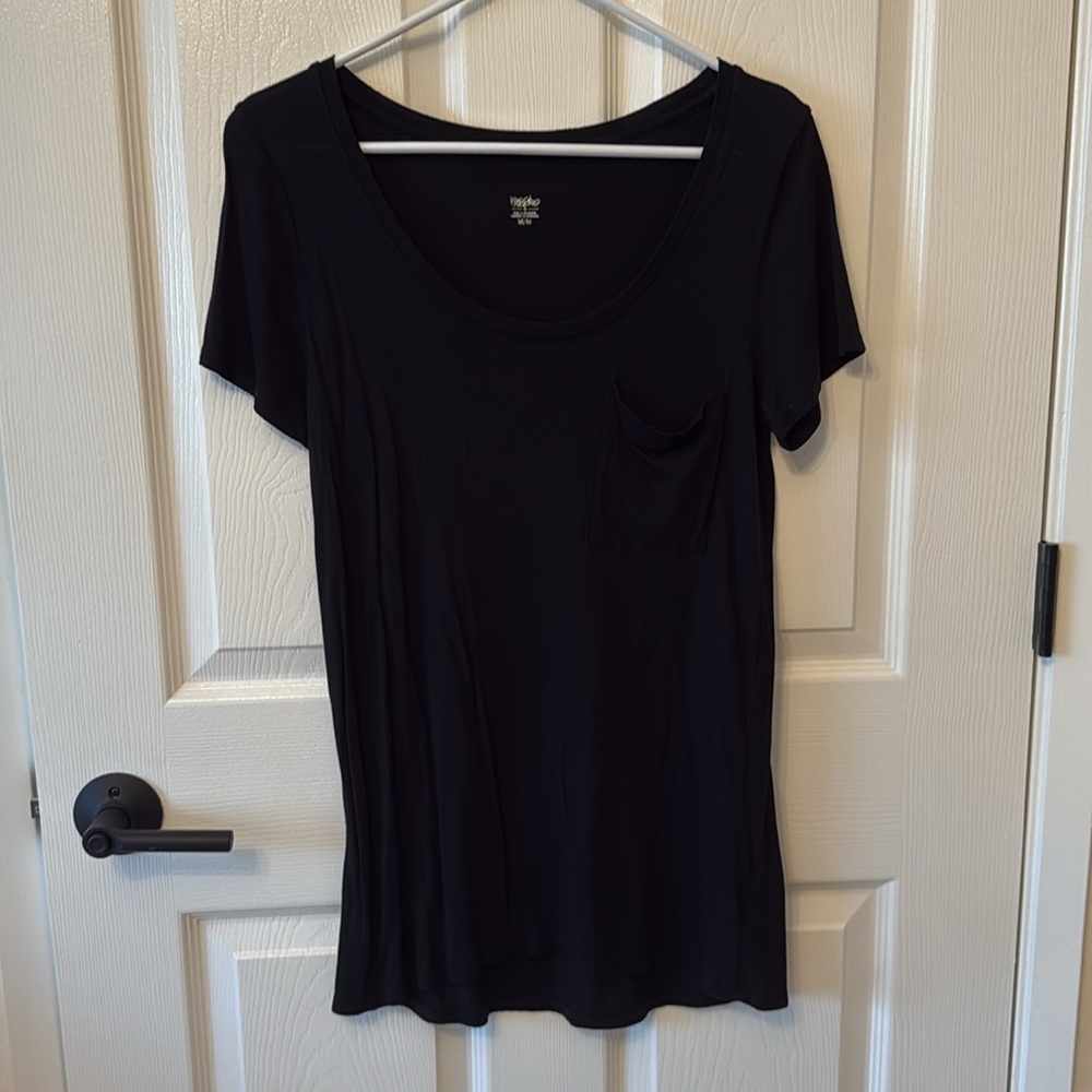Basic Target Mossimo pocket tees - Picture 4 of 7